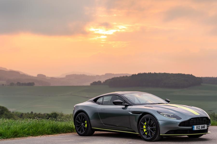  Aston Martin DB11 AMR Signature Edition 2018 года  (WW) (фото 17 из 43)